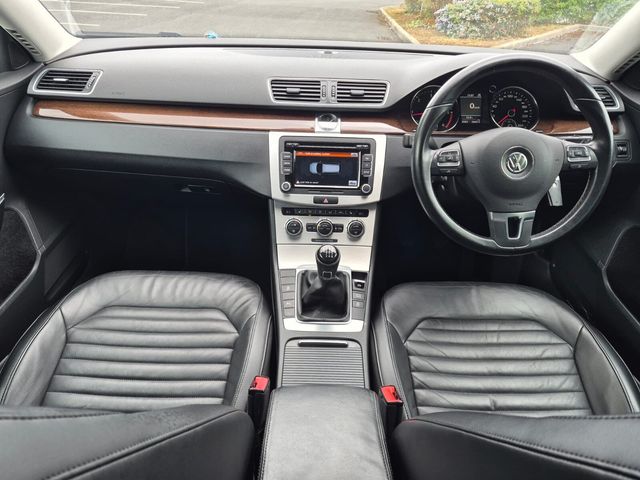 2014 Volkswagen Passat