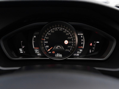 2018 Volvo V40