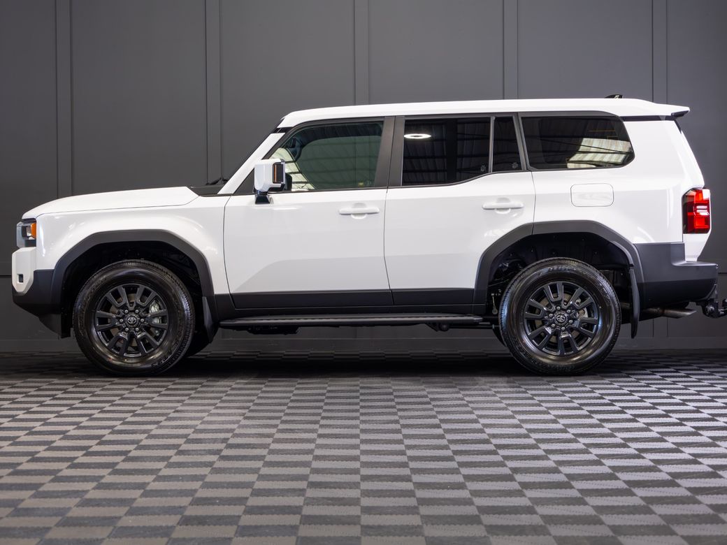 2025 Toyota Landcruiser