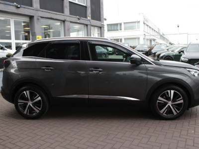 2020 Peugeot 3008