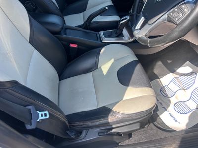 2014 Volvo V40