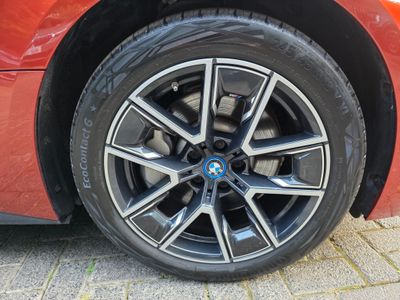 2022 BMW i4