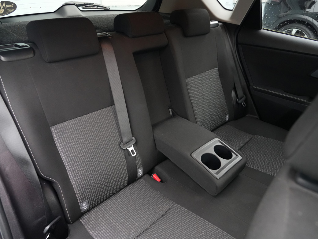 2014 Toyota Auris