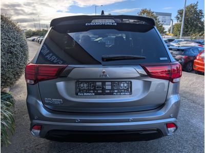 2021 Mitsubishi Outlander