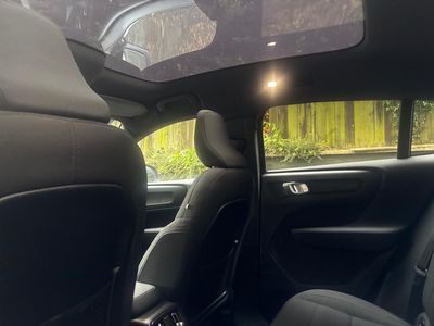 2022 Volvo C40
