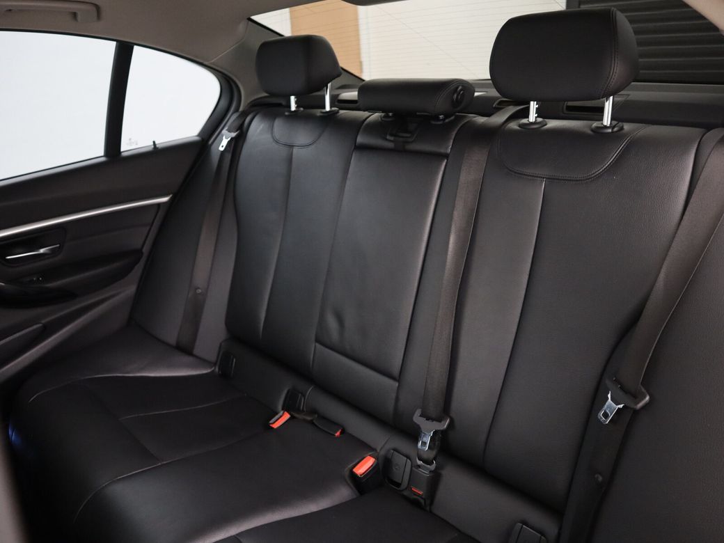 2018 BMW 3 Series