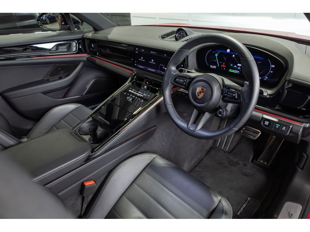 2025 Porsche Panamera