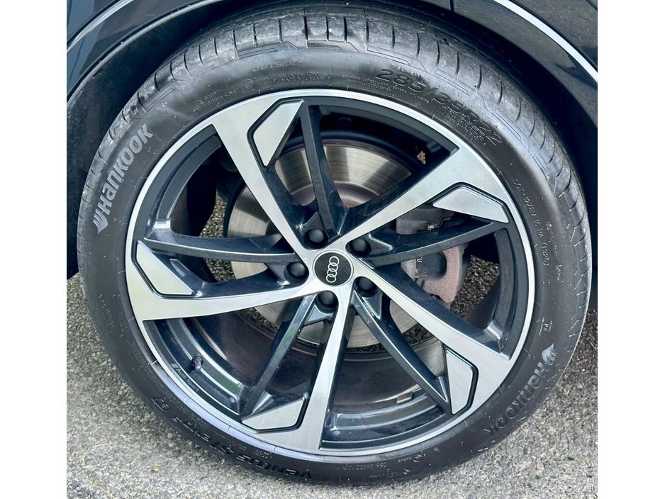 2023 Audi Q7