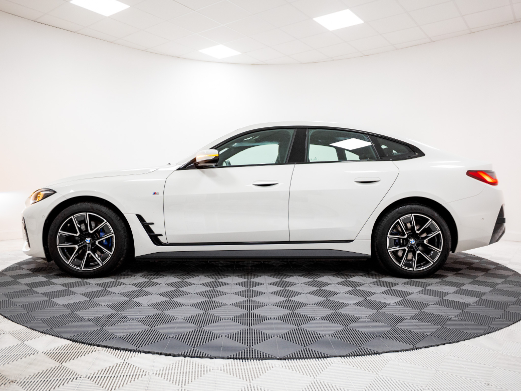 2025 BMW i4