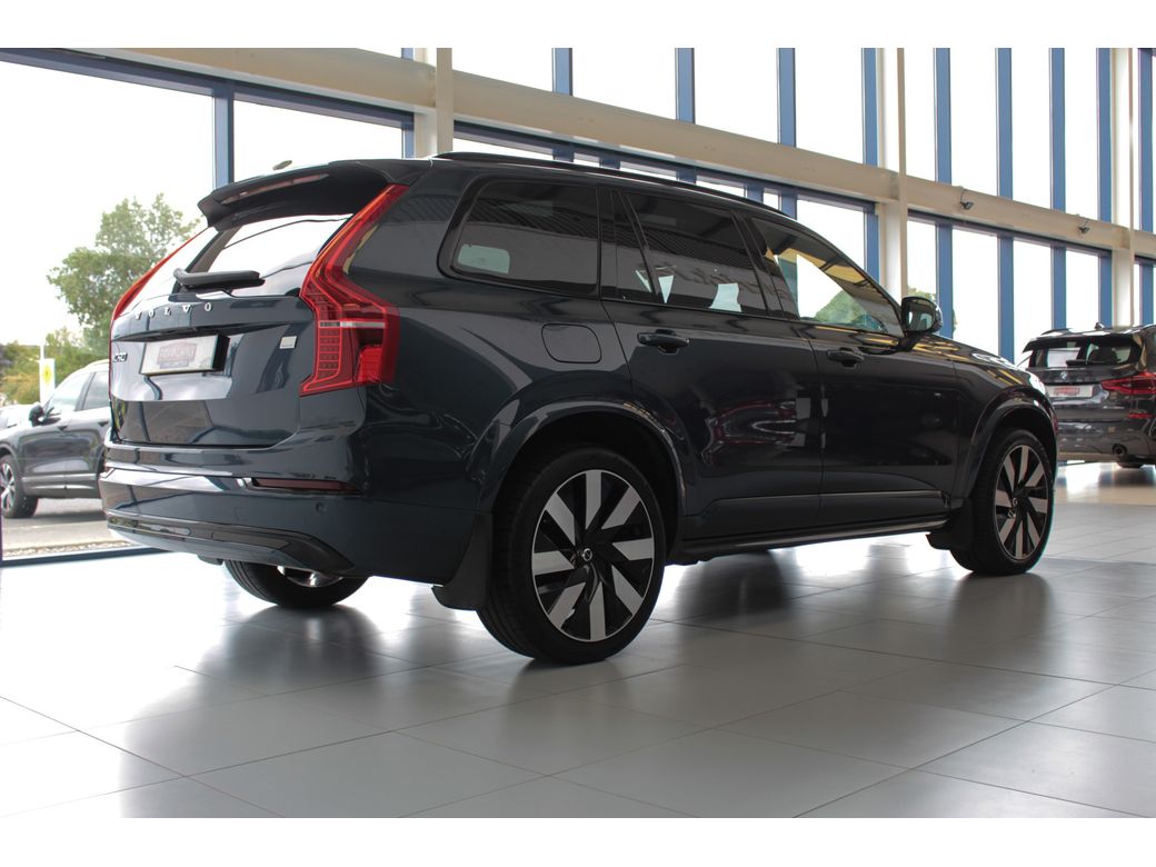 2023 Volvo XC90