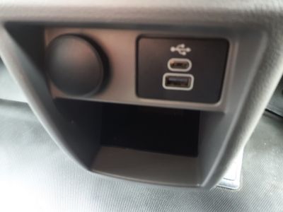 2025 Volkswagen Transporter