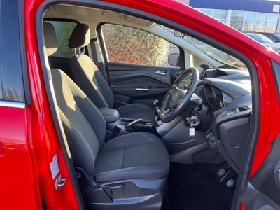 2017 Ford Grand C-Max