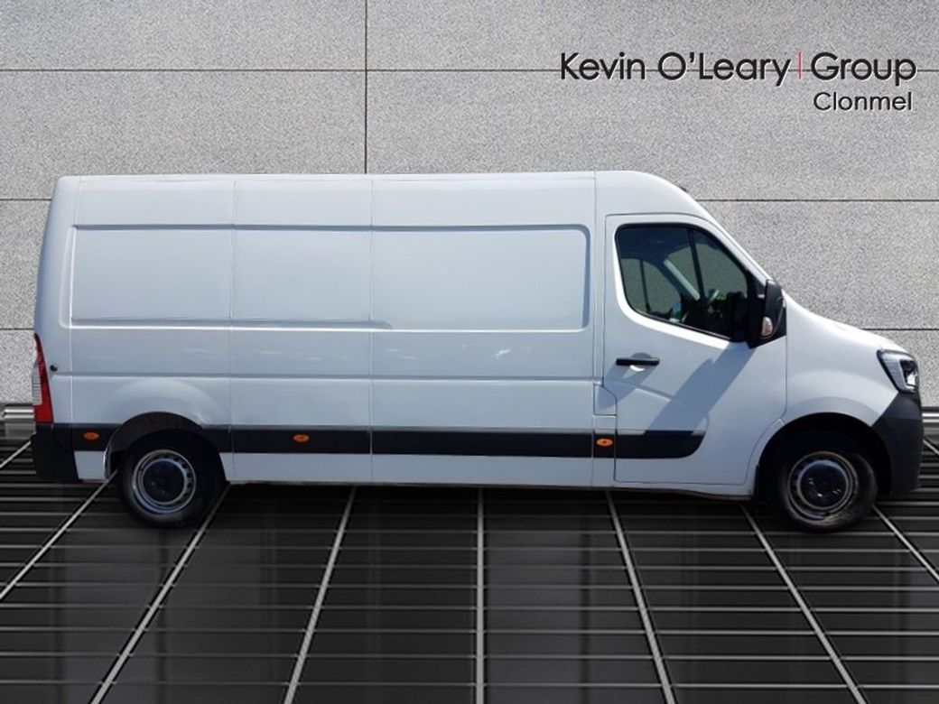 2023 Renault Master