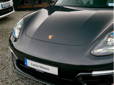 2023 Porsche Panamera