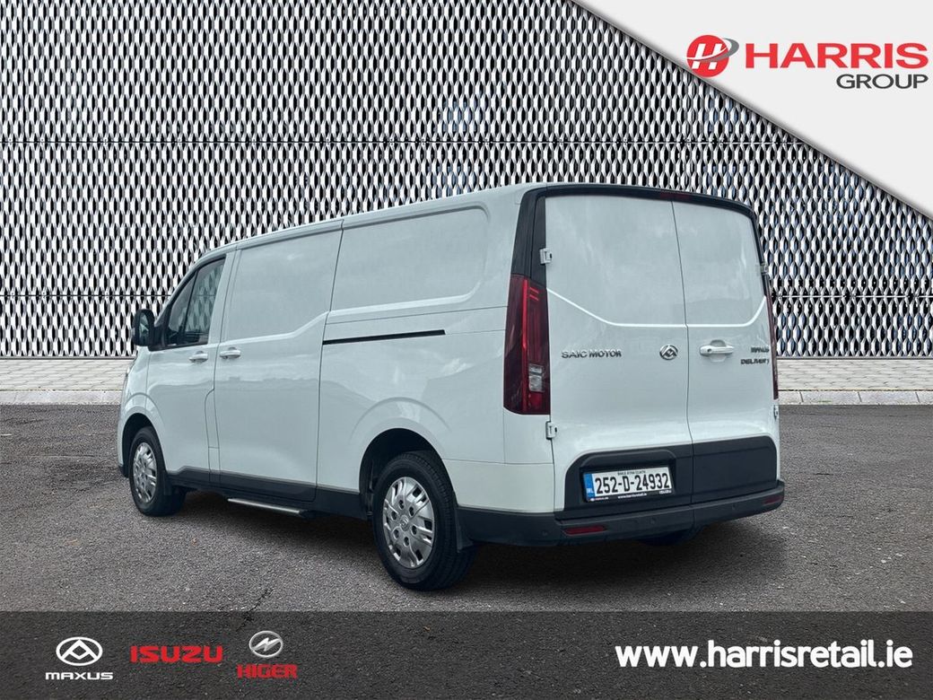 2025 White Maxus Deliver 7