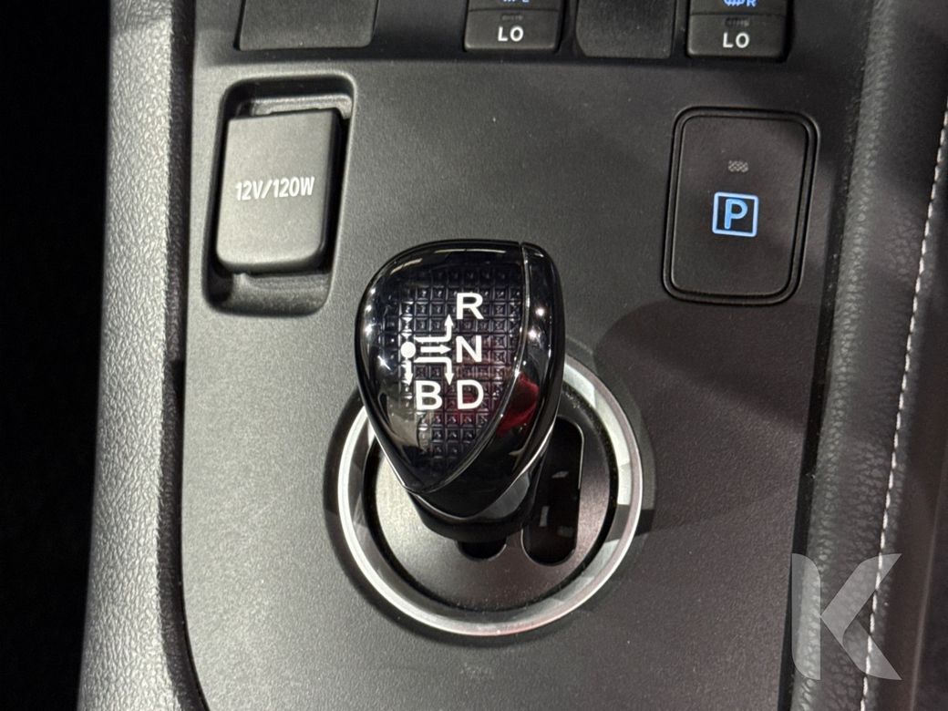 2016 Toyota Auris