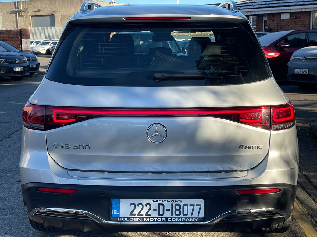 2022 Mercedes-Benz EQB