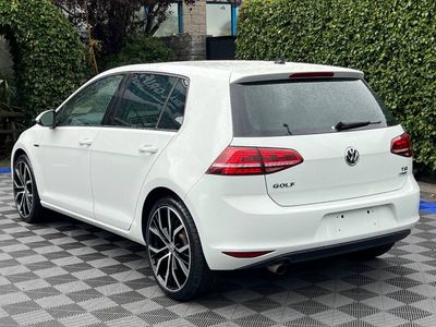 2017 Volkswagen Golf