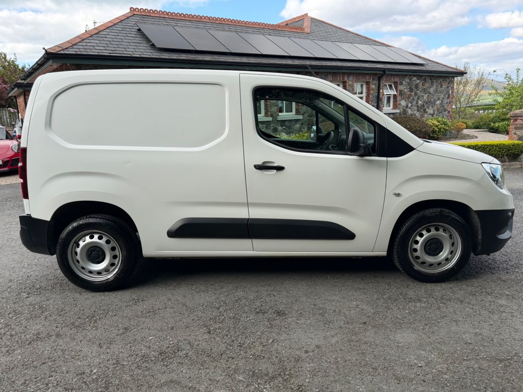 2021 Vauxhall Combo