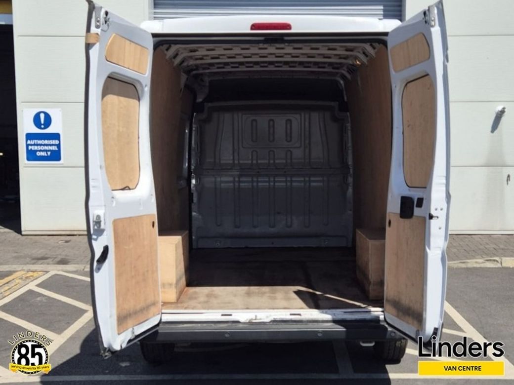 2023 Opel Movano