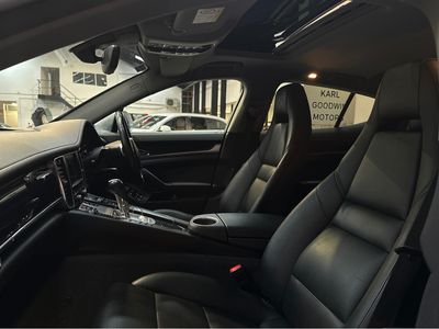 2016 Porsche Panamera