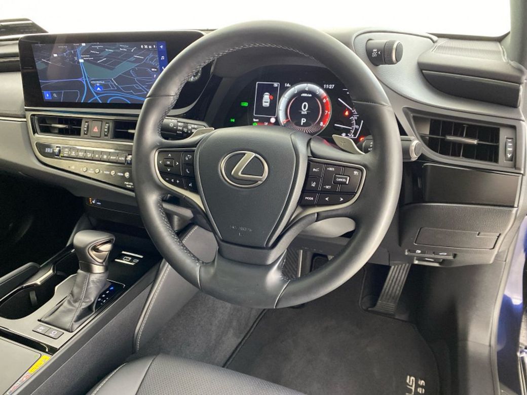 2025 Lexus ES 300h