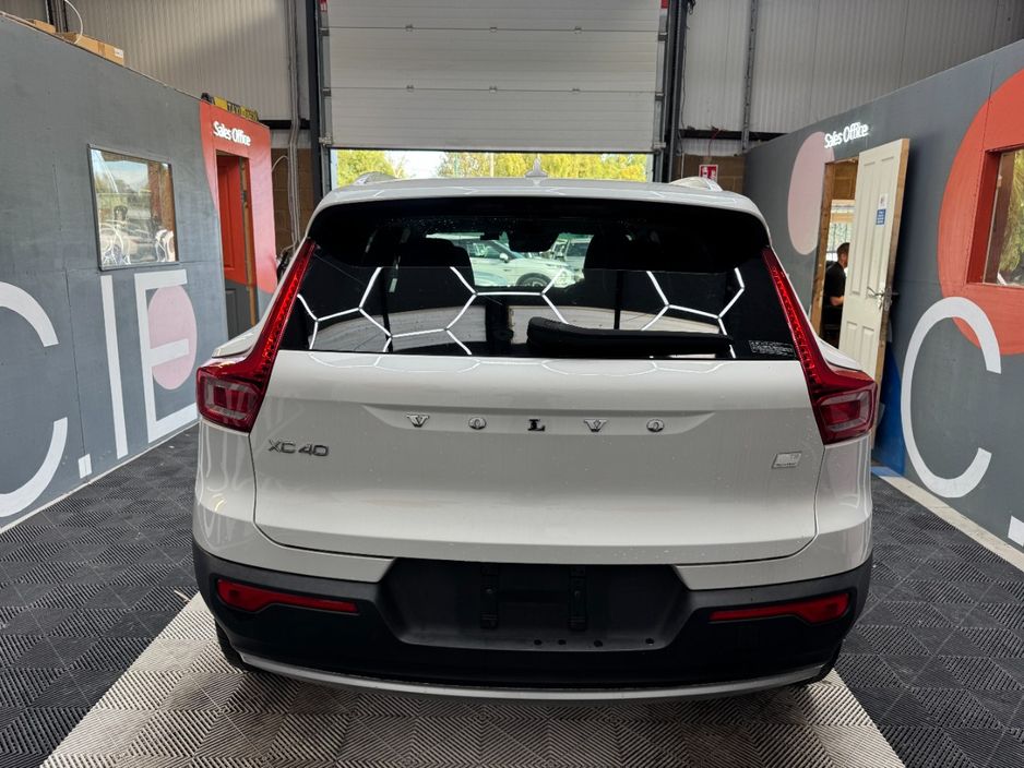 2021 Volvo XC40