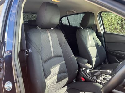 2019 Mazda Axela