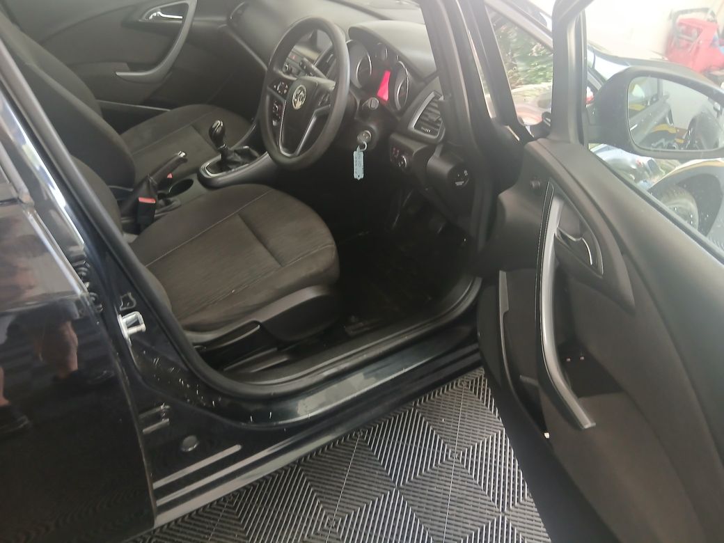 2014 Vauxhall Astra