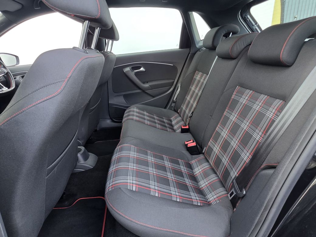 2015 Volkswagen Polo