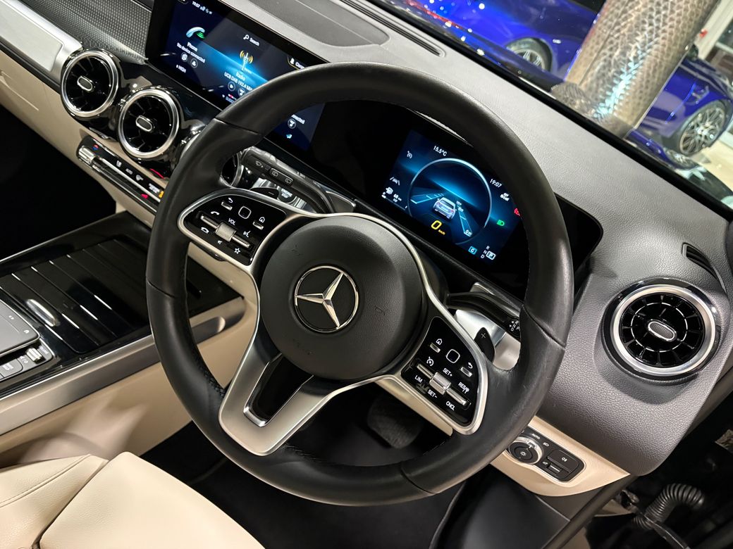 2023 Mercedes-Benz GLB Class
