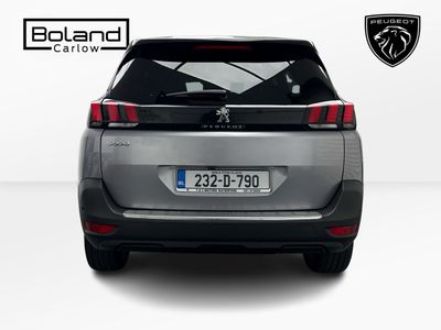 2023 Peugeot 5008