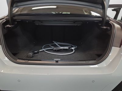2024 BMW i5