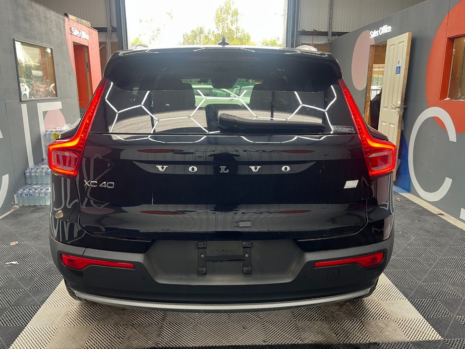 2021 Volvo XC40