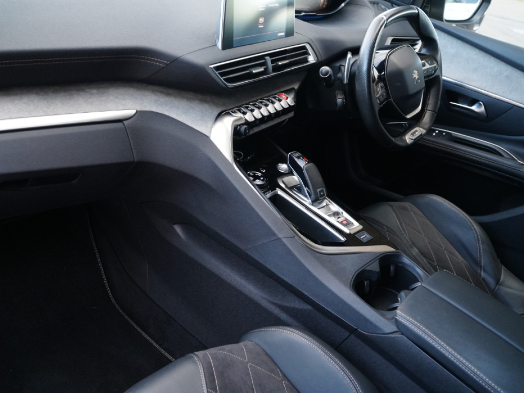 2019 Peugeot 5008