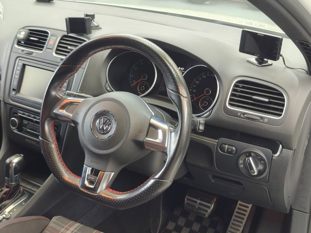 2011 Volkswagen Golf