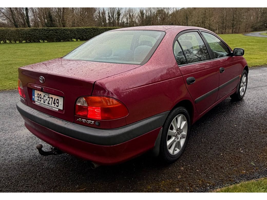 1999 Toyota Avensis