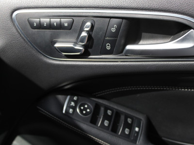 2018 Mercedes-Benz B 180