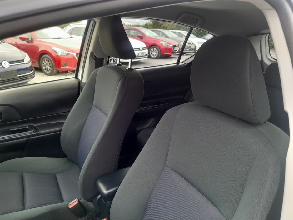 2016 Toyota Aqua