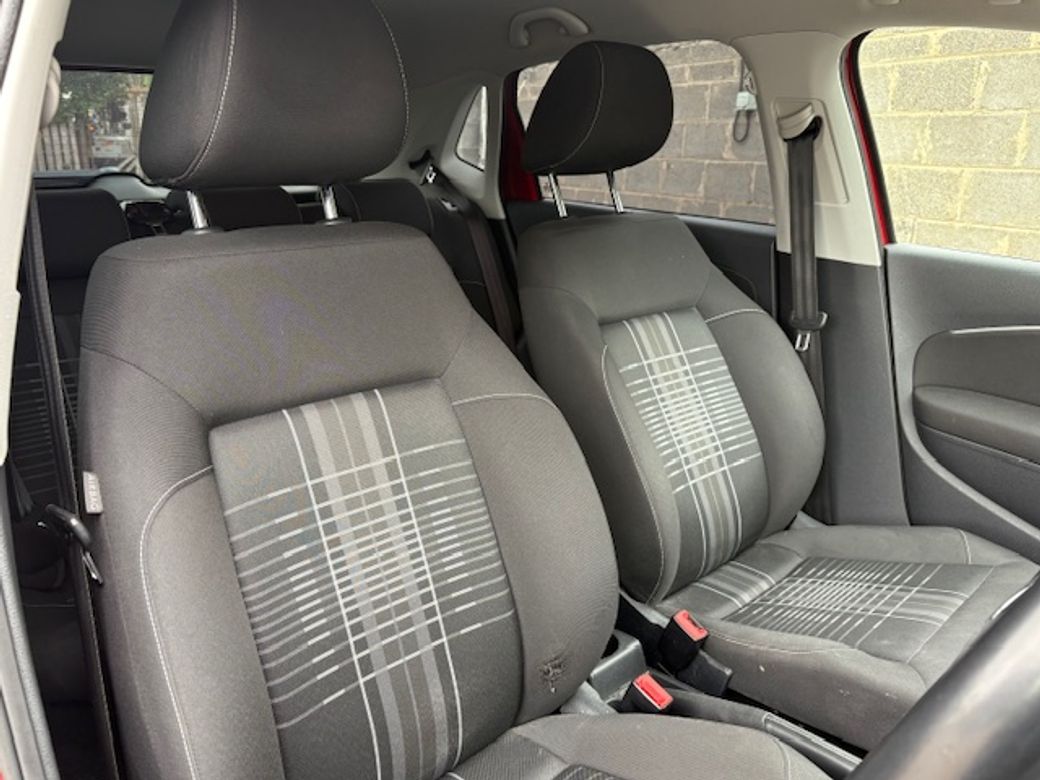 2015 Volkswagen Polo