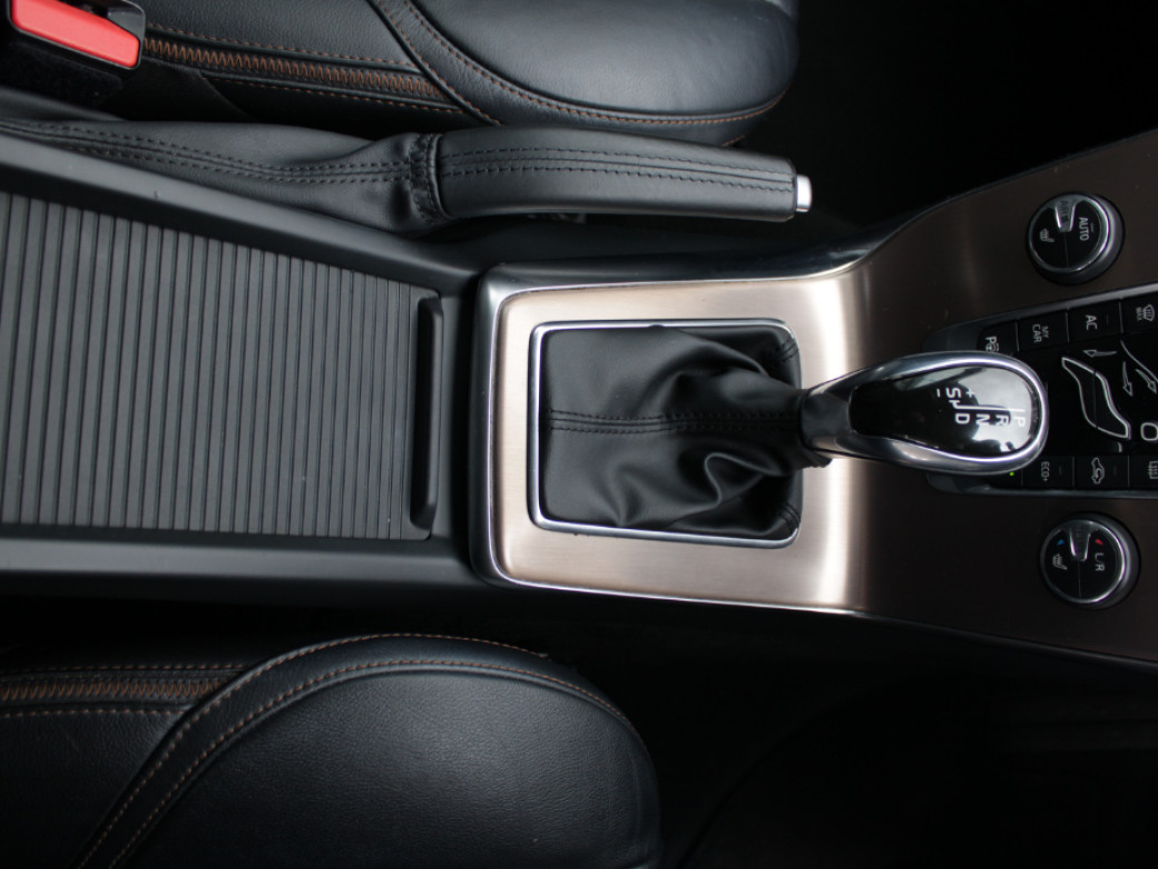 2016 Volvo V40 Cross Country