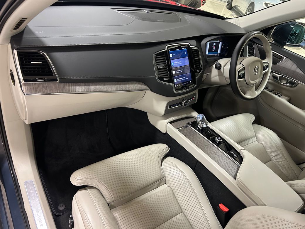 2023 Volvo XC90