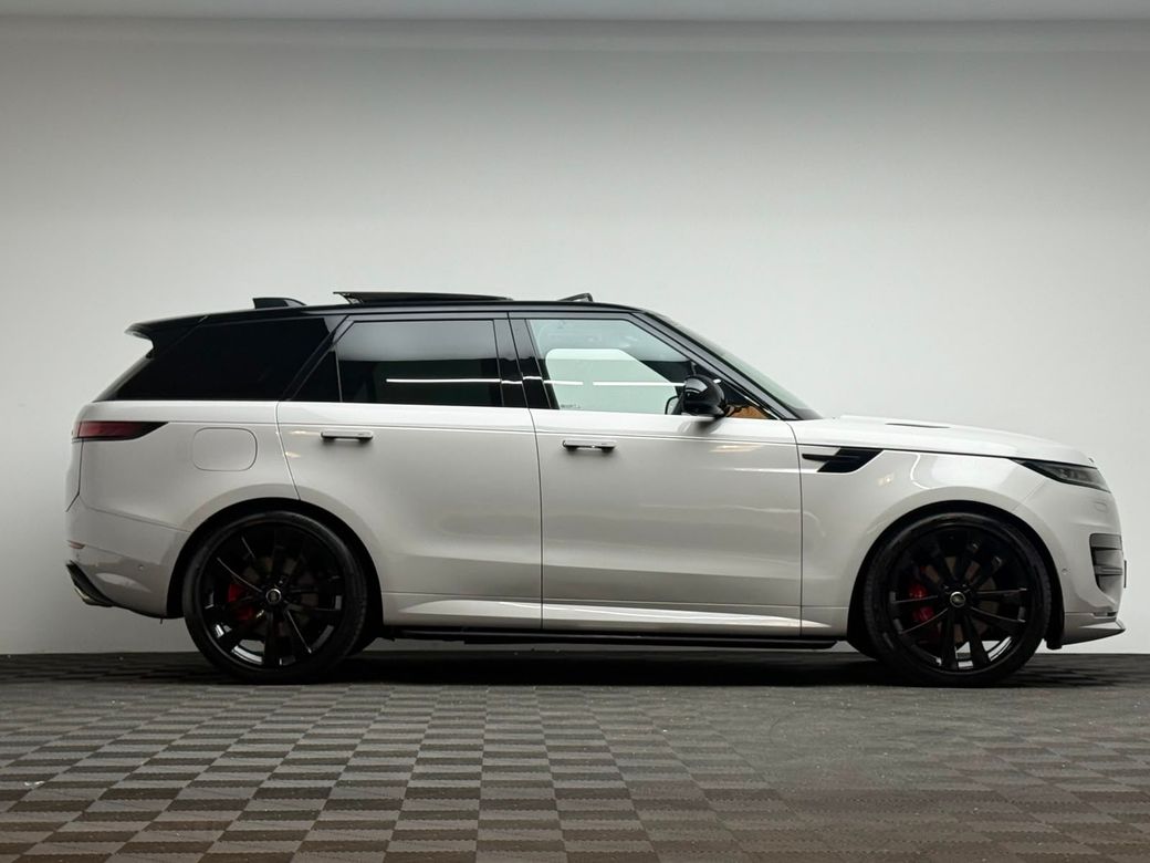 2025 Land Rover Range Rover Sport