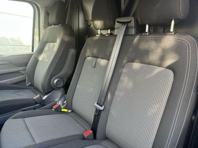 2025 Volkswagen Transporter