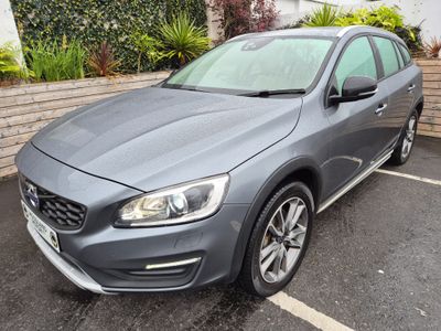 2017 Volvo V60 Cross Country