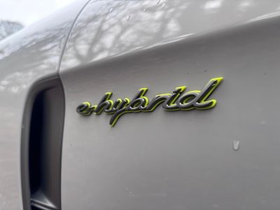 2023 Porsche Panamera