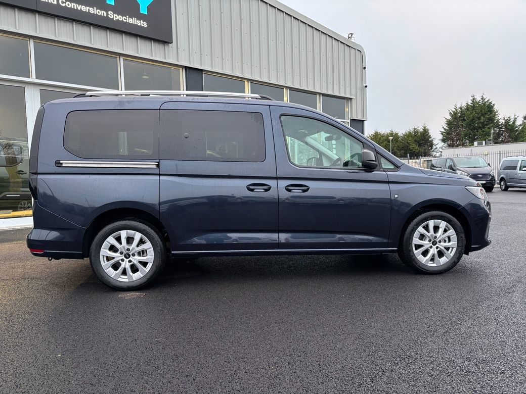 2025 Ford Tourneo Connect