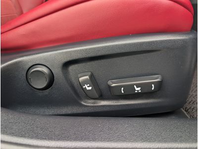 2015 Lexus IS 300h