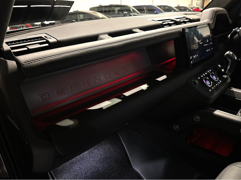 2025 Land Rover Defender