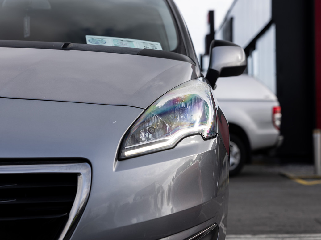2015 Peugeot 5008